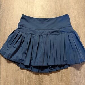 Goldhinge tennis skirt